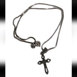 Vintage 925 Sterling Silver Marcasite textured Cross Pendant And Chain 9" Total